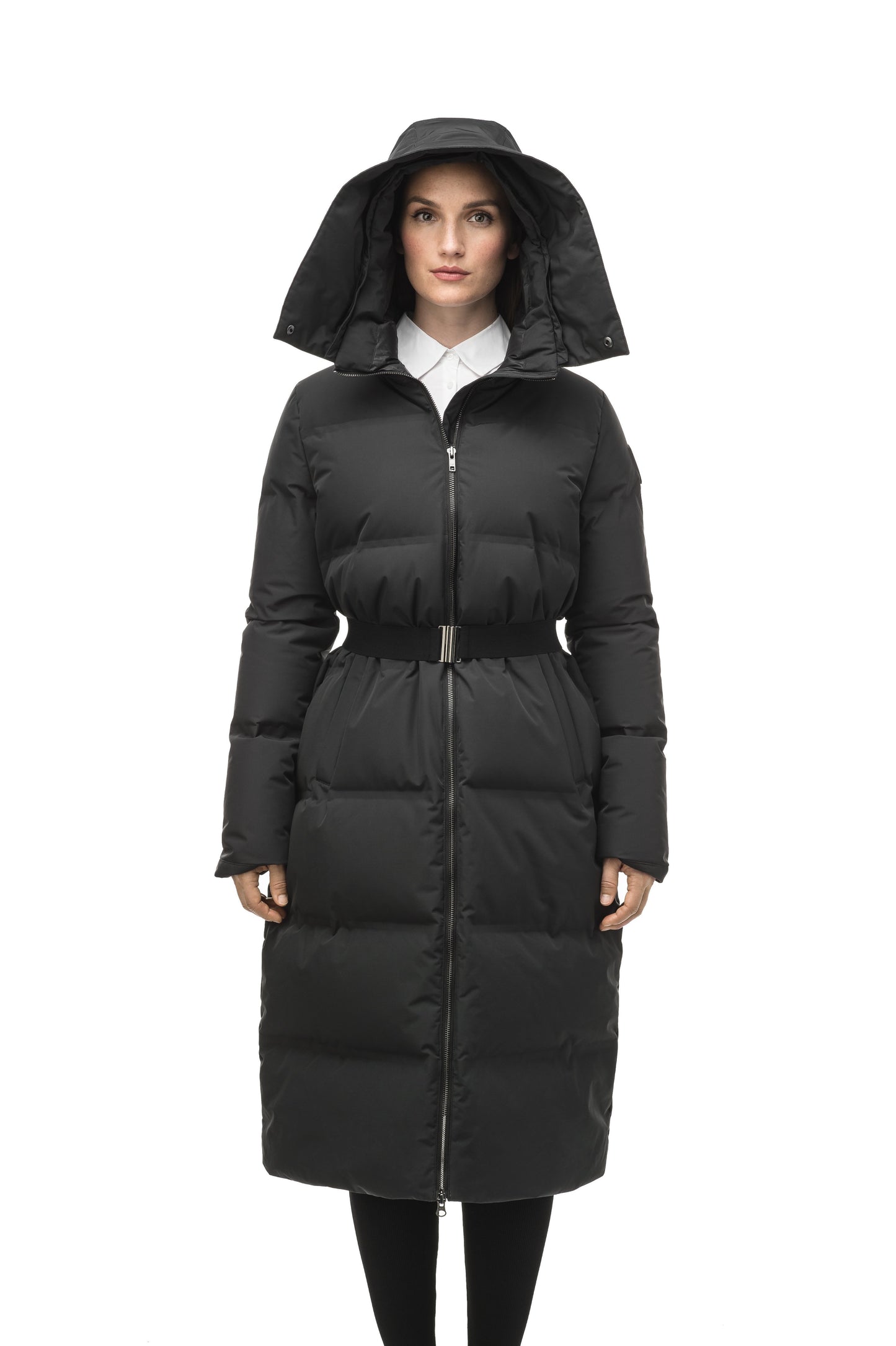 Women's ankle length puffer jacket with a minimalist modern design,ÃƒÆ’Ã†â€™Ãƒâ€ Ã¢â‚¬â„¢ÃƒÆ’Ã¢â‚¬Â ÃƒÂ¢Ã¢â€šÂ¬Ã¢â€žÂ¢ÃƒÆ’Ã†â€™Ãƒâ€šÃ‚Â¢ÃƒÆ’Ã‚Â¢ÃƒÂ¢Ã¢â€šÂ¬Ã…Â¡Ãƒâ€šÃ‚Â¬ÃƒÆ’Ã¢â‚¬Â¦Ãƒâ€šÃ‚Â¡ÃƒÆ’Ã†â€™Ãƒâ€ Ã¢â‚¬â„¢ÃƒÆ’Ã‚Â¢ÃƒÂ¢Ã¢â‚¬Å¡Ã‚Â¬Ãƒâ€¦Ã‚Â¡ÃƒÆ’Ã†â€™ÃƒÂ¢Ã¢â€šÂ¬Ã…Â¡ÃƒÆ’Ã¢â‚¬Å¡Ãƒâ€šÃ‚Â featuring an exposed zipper, and seamless puffer channels in Black