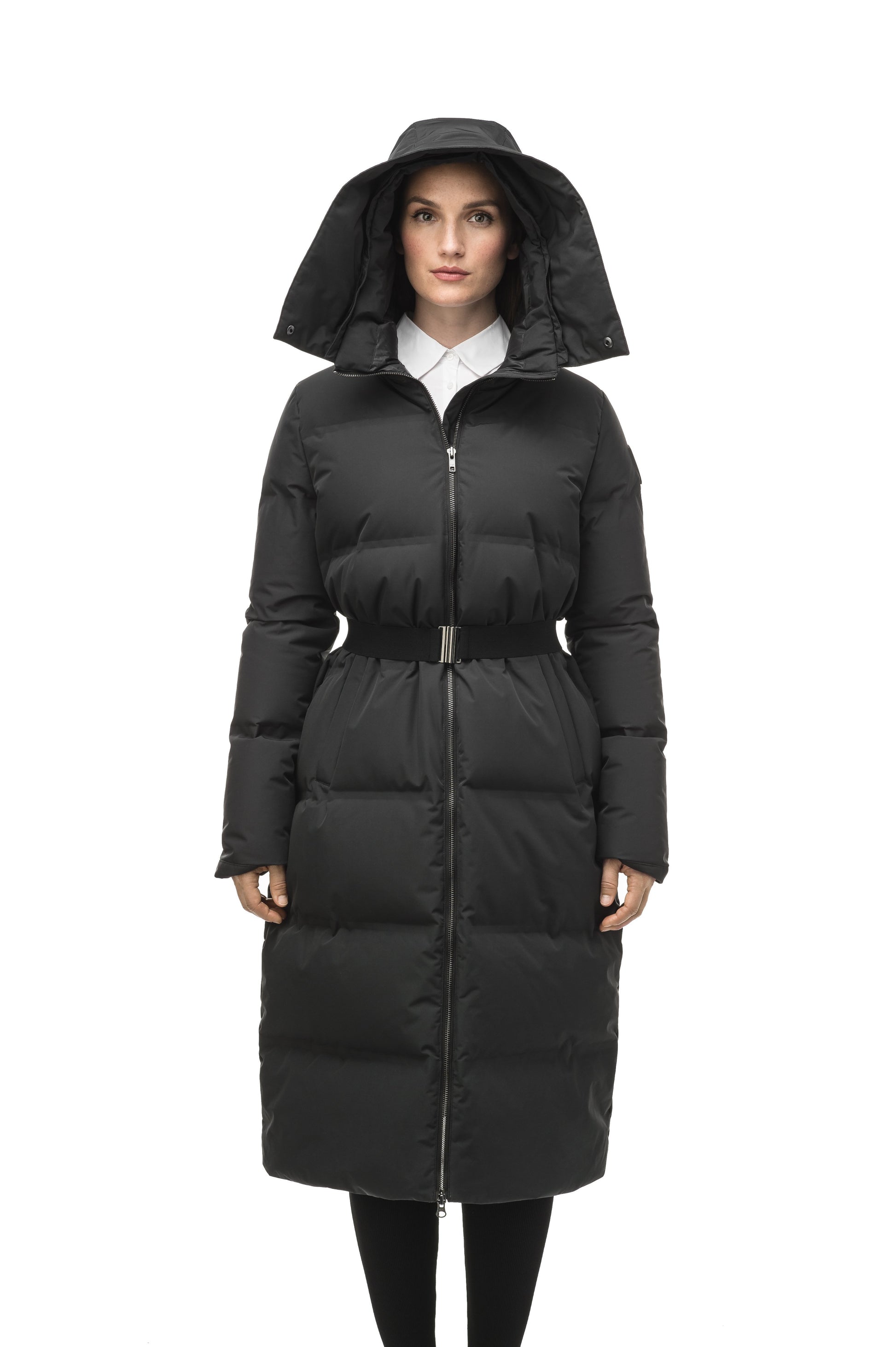 Women's ankle length puffer jacket with a minimalist modern design,ÃƒÆ’Ã†â€™Ãƒâ€ Ã¢â‚¬â„¢ÃƒÆ’Ã¢â‚¬Â ÃƒÂ¢Ã¢â€šÂ¬Ã¢â€žÂ¢ÃƒÆ’Ã†â€™Ãƒâ€šÃ‚Â¢ÃƒÆ’Ã‚Â¢ÃƒÂ¢Ã¢â€šÂ¬Ã…Â¡Ãƒâ€šÃ‚Â¬ÃƒÆ’Ã¢â‚¬Â¦Ãƒâ€šÃ‚Â¡ÃƒÆ’Ã†â€™Ãƒâ€ Ã¢â‚¬â„¢ÃƒÆ’Ã‚Â¢ÃƒÂ¢Ã¢â‚¬Å¡Ã‚Â¬Ãƒâ€¦Ã‚Â¡ÃƒÆ’Ã†â€™ÃƒÂ¢Ã¢â€šÂ¬Ã…Â¡ÃƒÆ’Ã¢â‚¬Å¡Ãƒâ€šÃ‚Â featuring an exposed zipper, and seamless puffer channels in Black